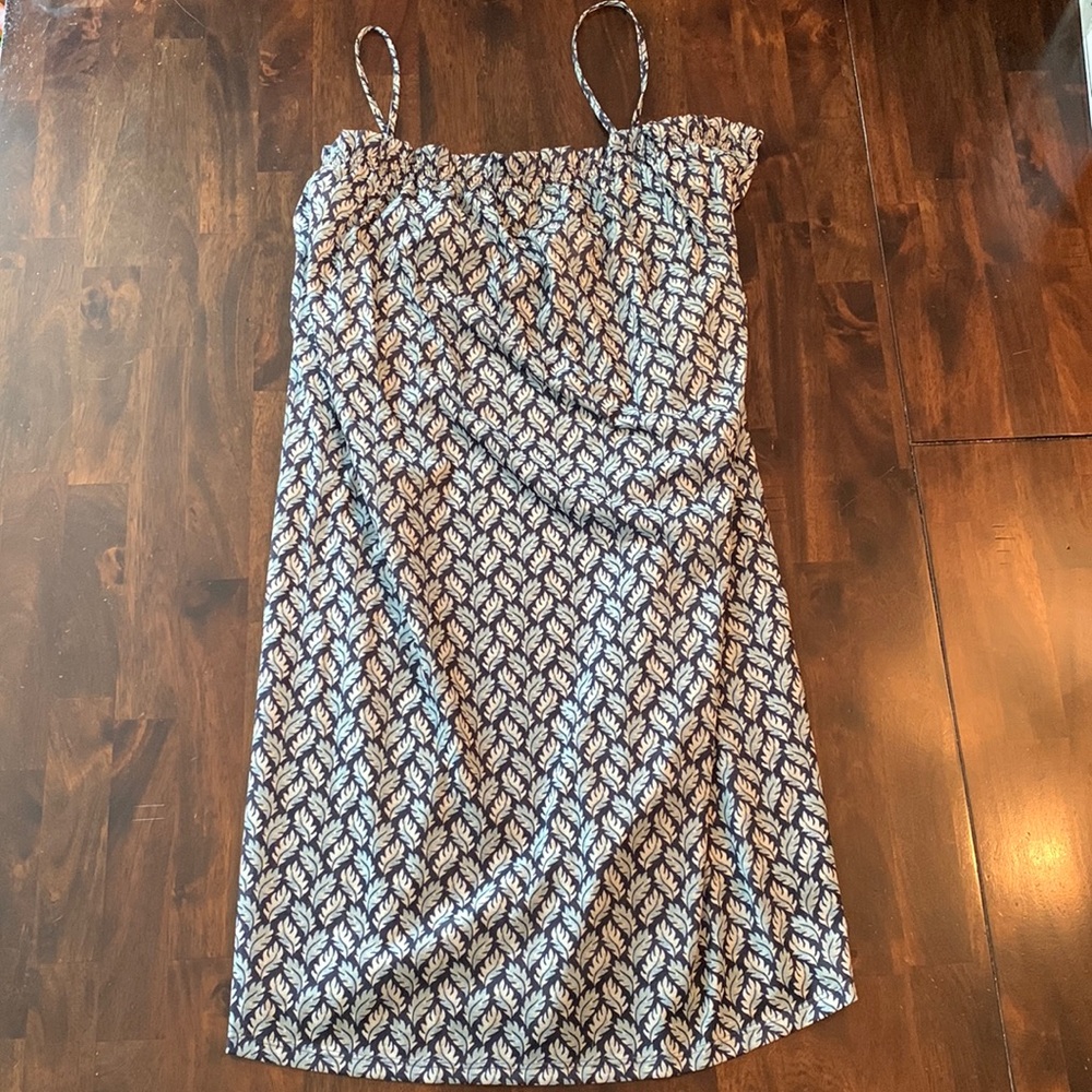 EUC H&M navy and cream flowered sundress with adjustable spaghetti straps, M